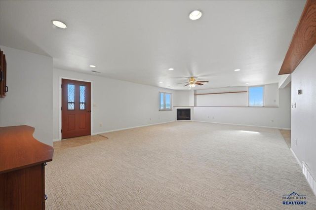 3435 FOX RUN LN, Spearfish, SD 57783