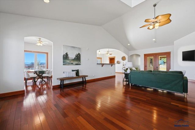 3435 FOX RUN LN, Spearfish, SD 57783