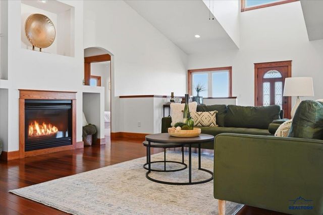 3435 FOX RUN LN, Spearfish, SD 57783