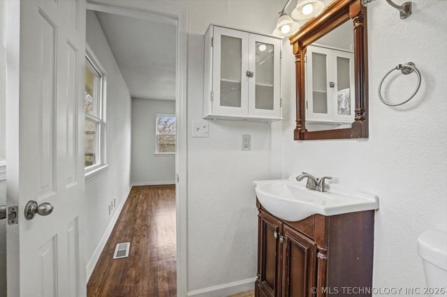 3802 S Allegheny Avenue, Tulsa, OK 74135