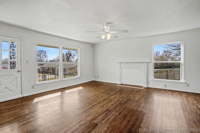 3802 S Allegheny Avenue, Tulsa, OK 74135