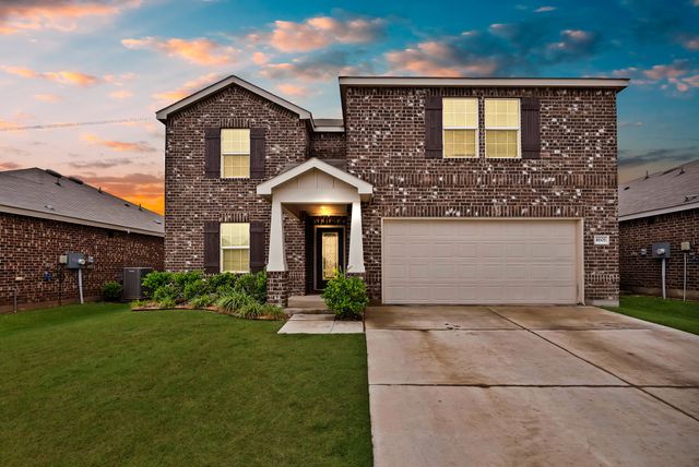 4601 Greenham Lane, Fort Worth, TX 76036