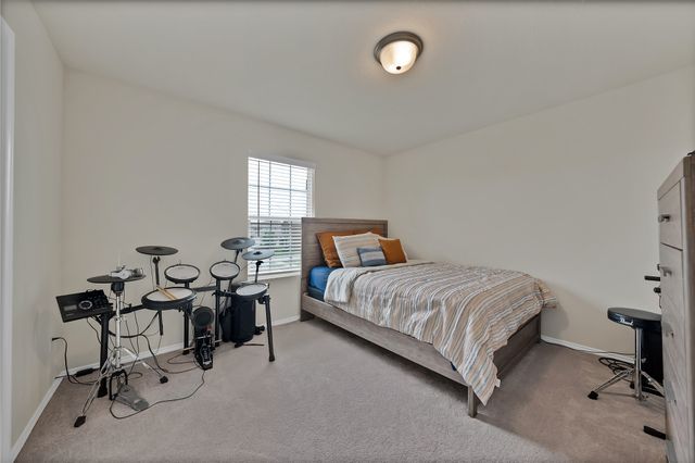 4601 Greenham Lane, Fort Worth, TX 76036