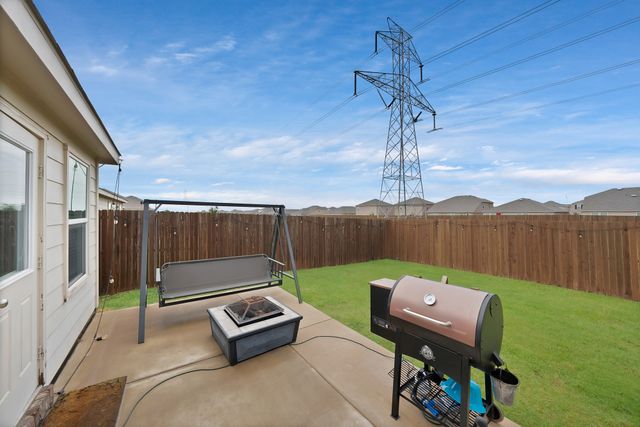 4601 Greenham Lane, Fort Worth, TX 76036