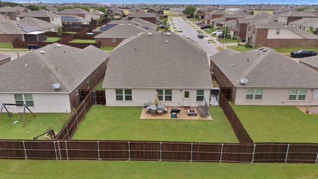 4601 Greenham Lane, Fort Worth, TX 76036