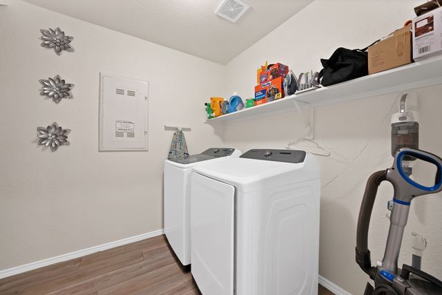 4601 Greenham Lane, Fort Worth, TX 76036