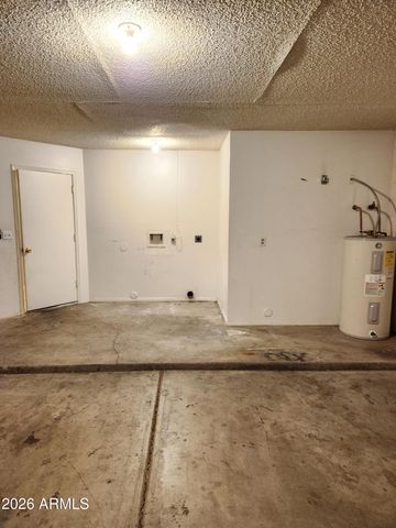 5028 N 102ND Avenue, Glendale, AZ 85307