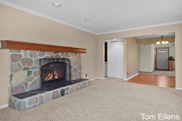 3705 Hazelwood Avenue, Wyoming, MI 49519