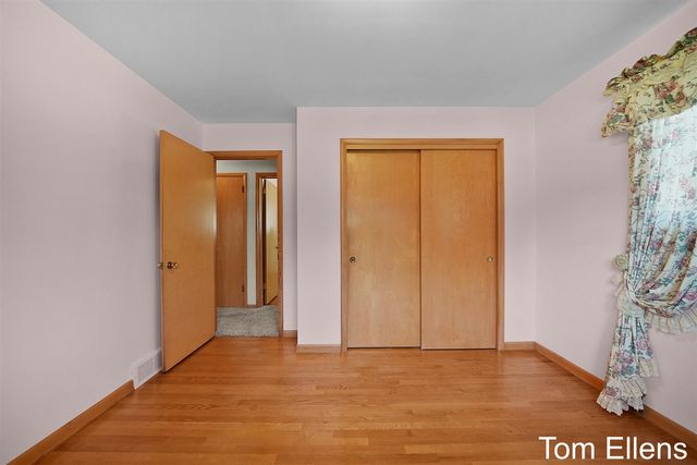 3705 Hazelwood Avenue, Wyoming, MI 49519