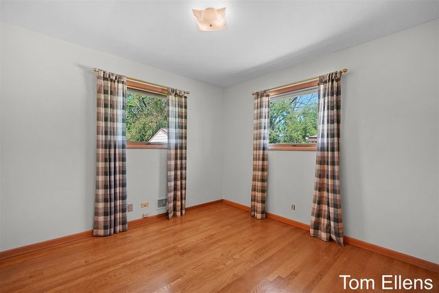 3705 Hazelwood Avenue, Wyoming, MI 49519