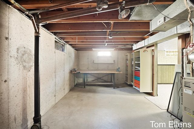3705 Hazelwood Avenue, Wyoming, MI 49519
