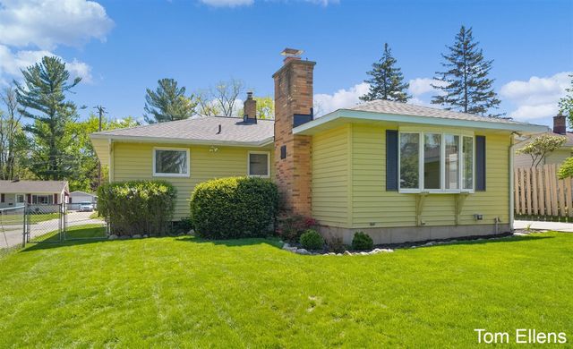 3705 Hazelwood Avenue, Wyoming, MI 49519