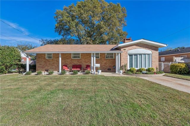 702 Kings View CT, Hampton, VA 23669