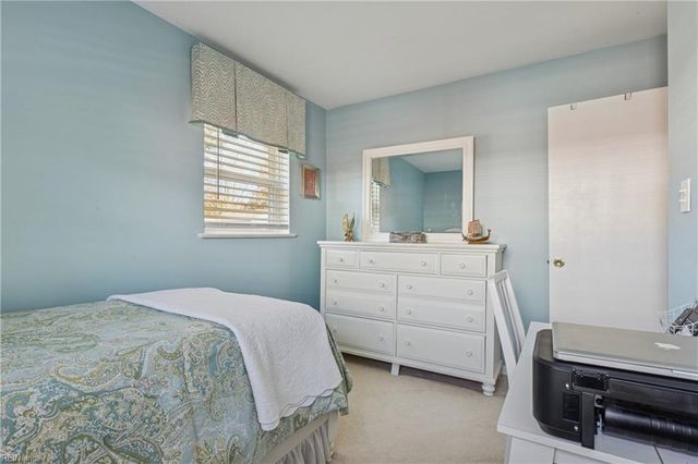 702 Kings View CT, Hampton, VA 23669