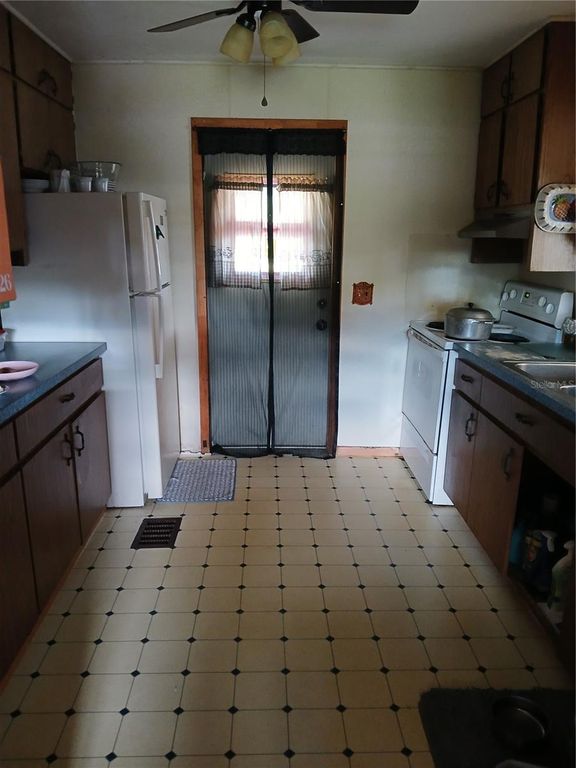 Image 5 of property listing at 171 MELHORN ROAD, Haines City, FL 33844