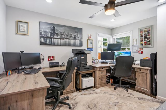 1005 Ferngate Drive, Franklin Square, NY 11010