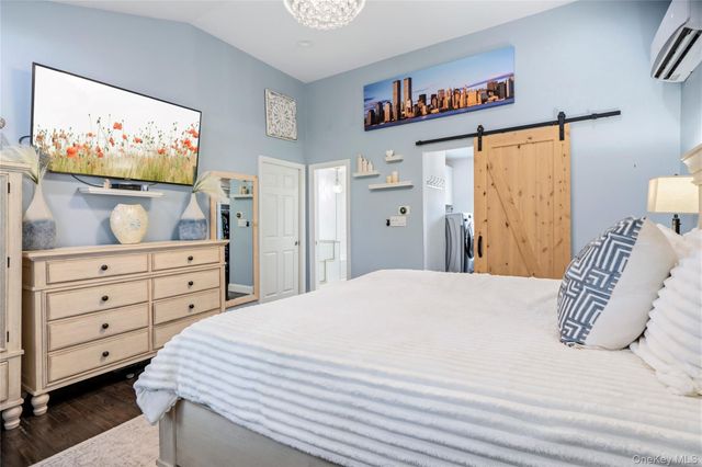 1005 Ferngate Drive, Franklin Square, NY 11010
