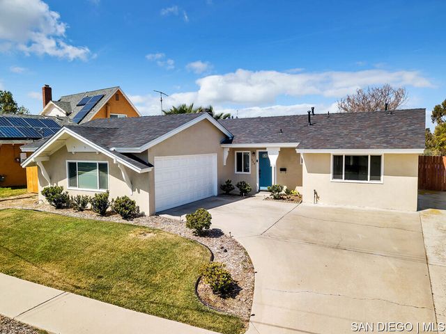 368 Los Reyes DR, San Diego, CA 92114