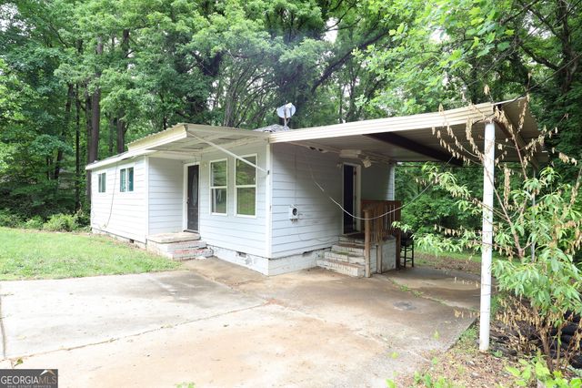 6096 Blackhawk Trail SE, Mableton, GA 30126