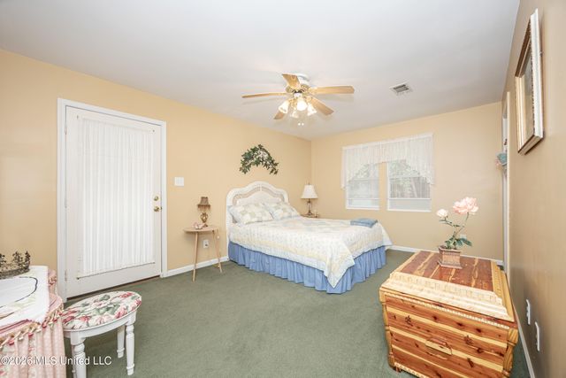 1 40th Street, Gulfport, MS 39507