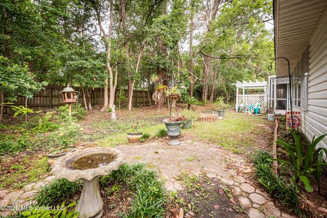 1 40th Street, Gulfport, MS 39507