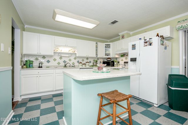 1 40th Street, Gulfport, MS 39507