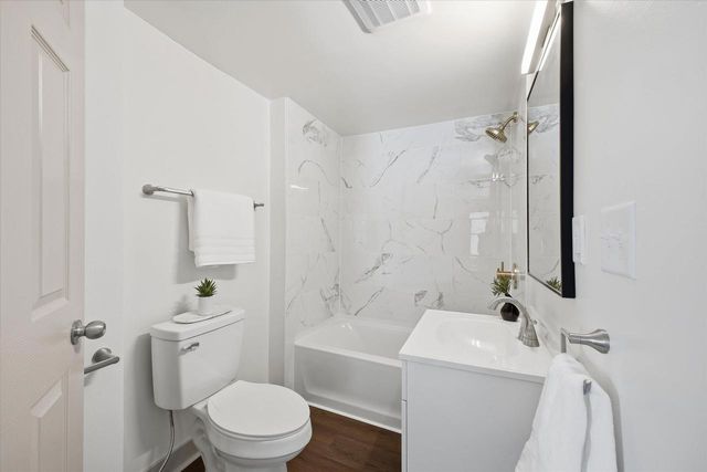 839 RACINE STREET, Menasha, WI 54952