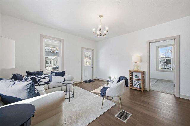 839 RACINE STREET, Menasha, WI 54952