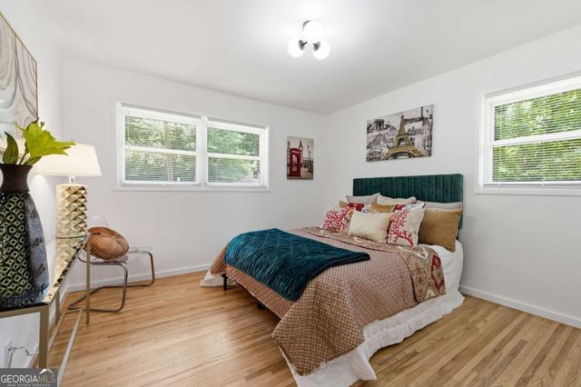 2424 Hanford Drive SW, Atlanta, GA 30315