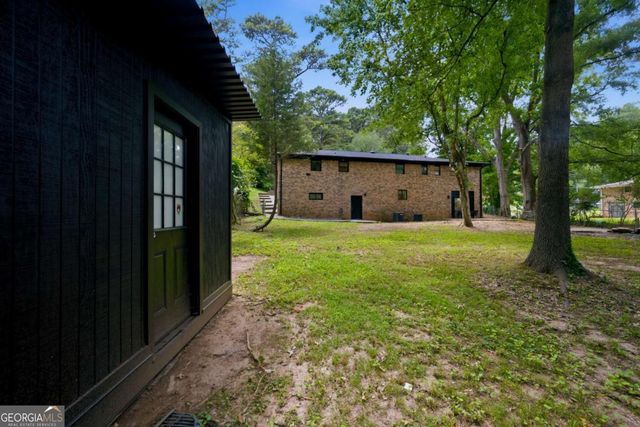 2424 Hanford Drive SW, Atlanta, GA 30315