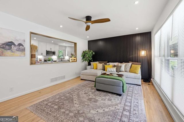 2424 Hanford Drive SW, Atlanta, GA 30315