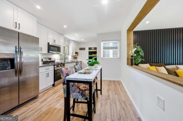 2424 Hanford Drive SW, Atlanta, GA 30315