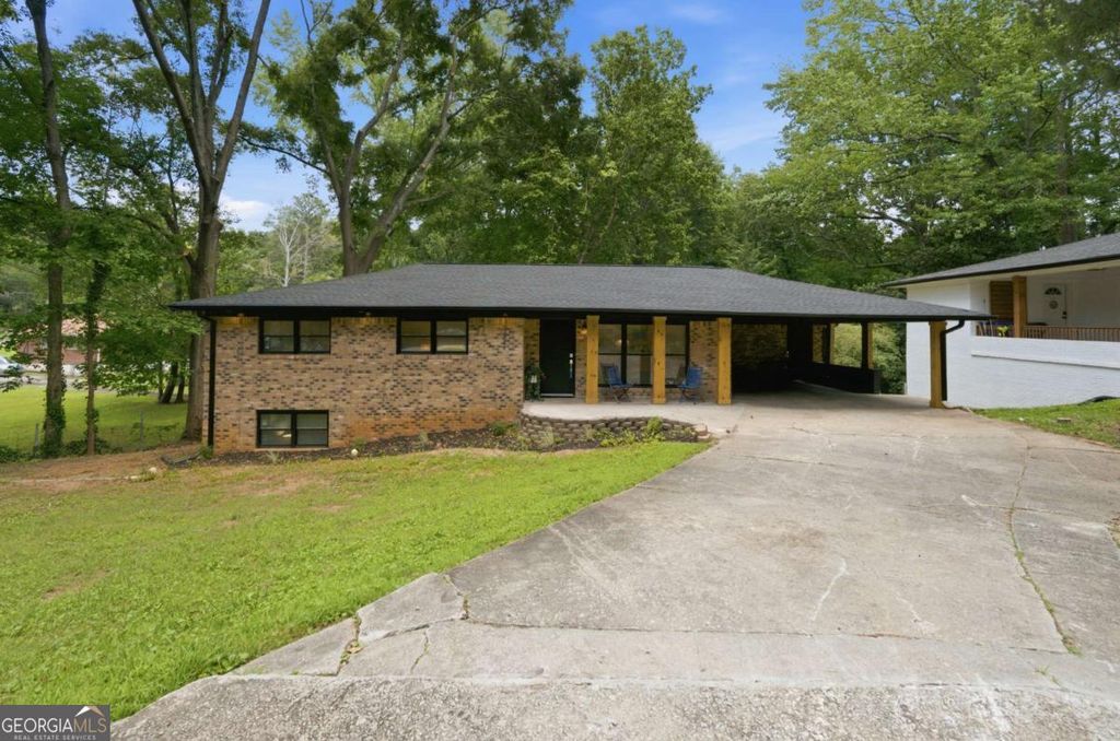 2424 Hanford Drive SW, Atlanta, GA 30315
