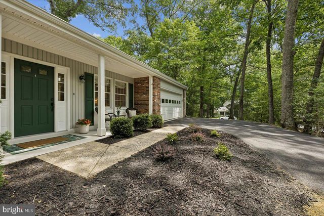 2520 PENNY ROYAL LN, Reston, VA 20191
