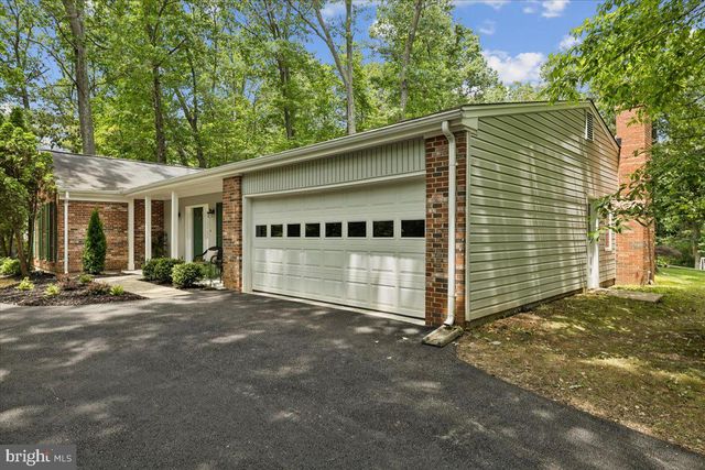 2520 PENNY ROYAL LN, Reston, VA 20191