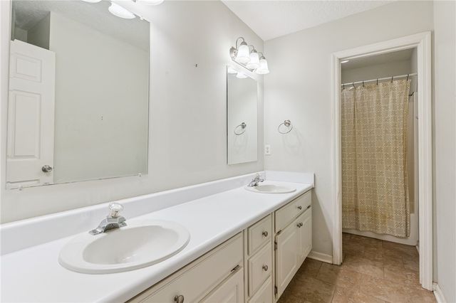 105 Adams Court, Brunswick, GA 31525