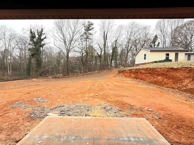 197 N Georgia Avenue, Chesnee, SC 29323