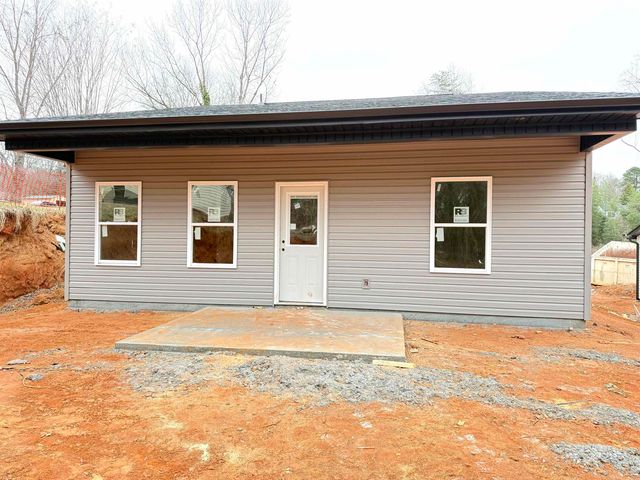 197 N Georgia Avenue, Chesnee, SC 29323