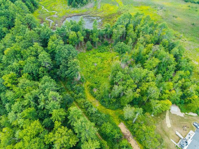 19 Scruton Pond Road, Barrington, NH 03825