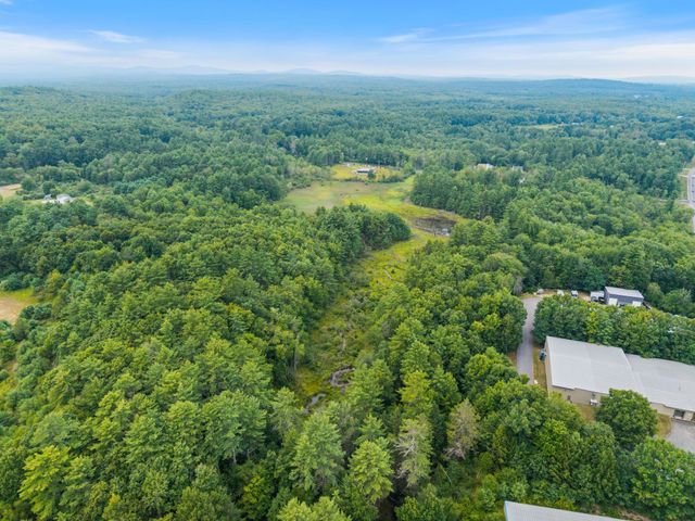 19 Scruton Pond Road, Barrington, NH 03825