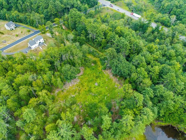 19 Scruton Pond Road, Barrington, NH 03825