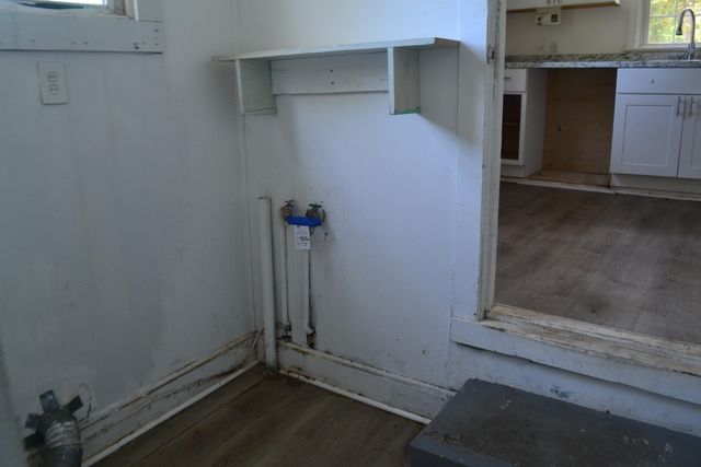 121 Park Avenue, Olanta, SC 29114