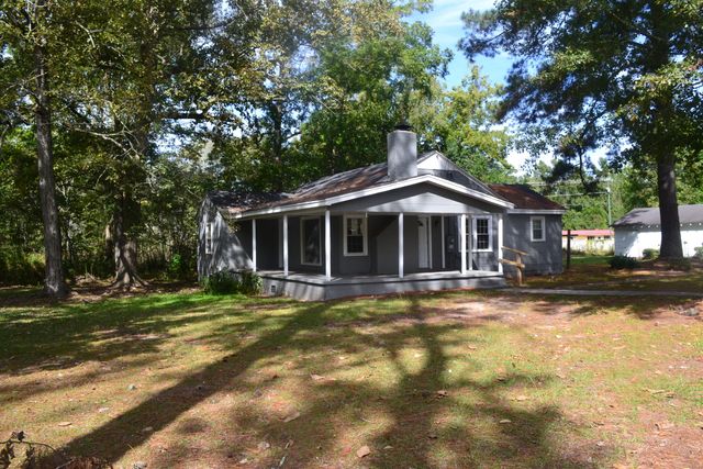 121 Park Avenue, Olanta, SC 29114