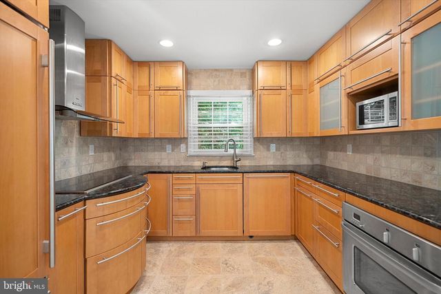2303 MCCORMICK RD, Rockville, MD 20850
