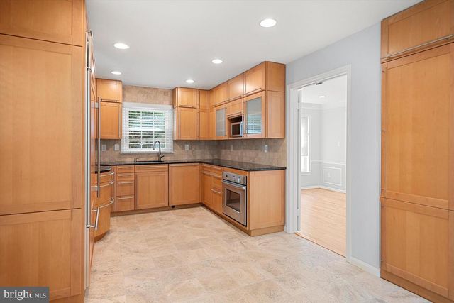 2303 MCCORMICK RD, Rockville, MD 20850
