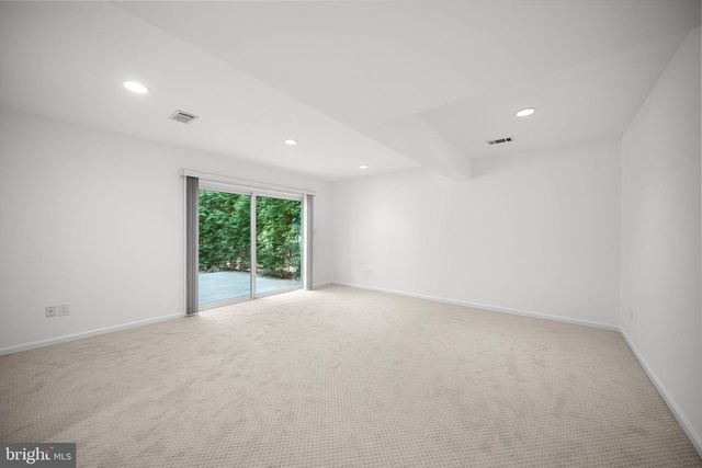 2303 MCCORMICK RD, Rockville, MD 20850