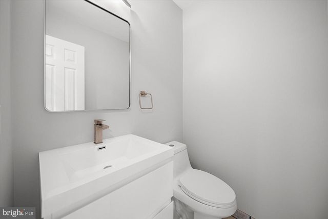 2303 MCCORMICK RD, Rockville, MD 20850