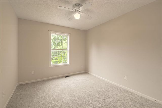 520 E Parma Way Street, Gardner, KS 66030