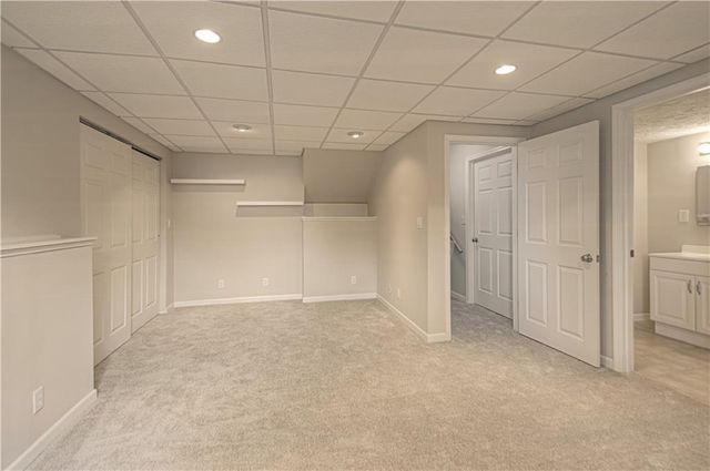 520 E Parma Way Street, Gardner, KS 66030