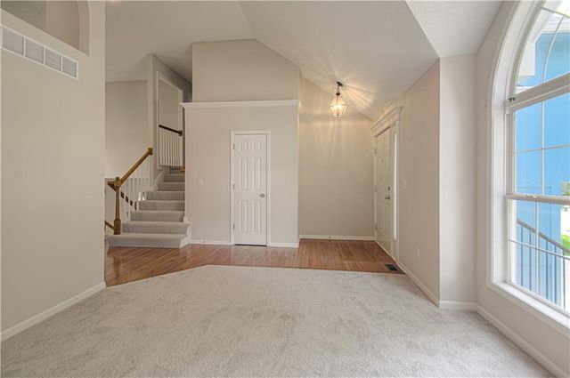520 E Parma Way Street, Gardner, KS 66030